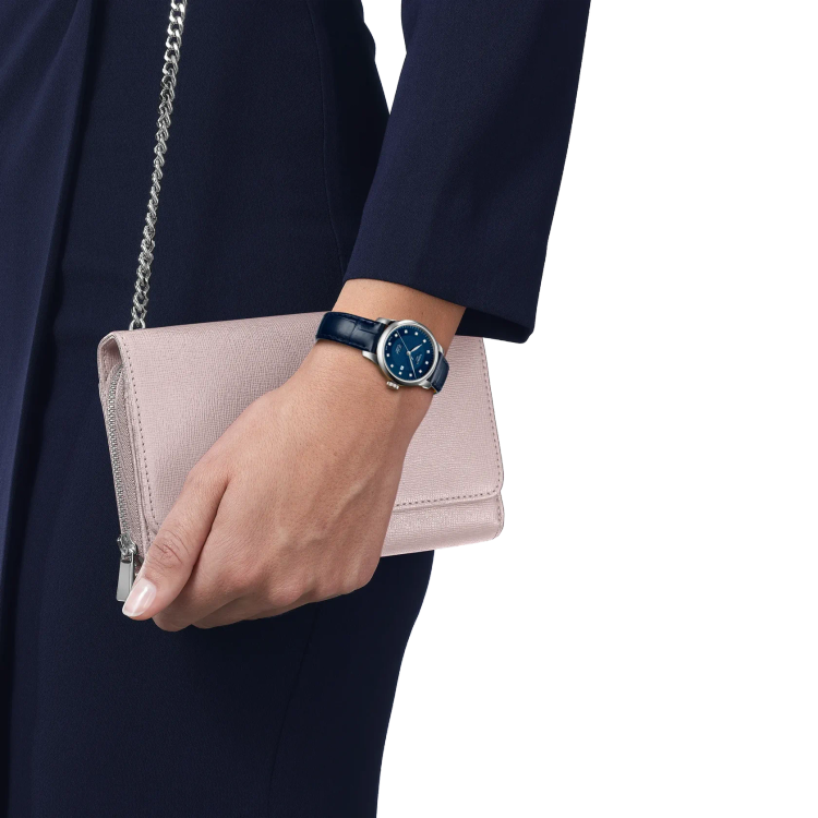 صفحه کلاسیک ساعت Tissot Le Locle لیدی با بند چرمی روی دست